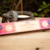 Encens "Mystic Yoga". Senteur fraîche et boisée. Idéal pour le yoga et la méditation. Favorise l'ancrage et la concentration.